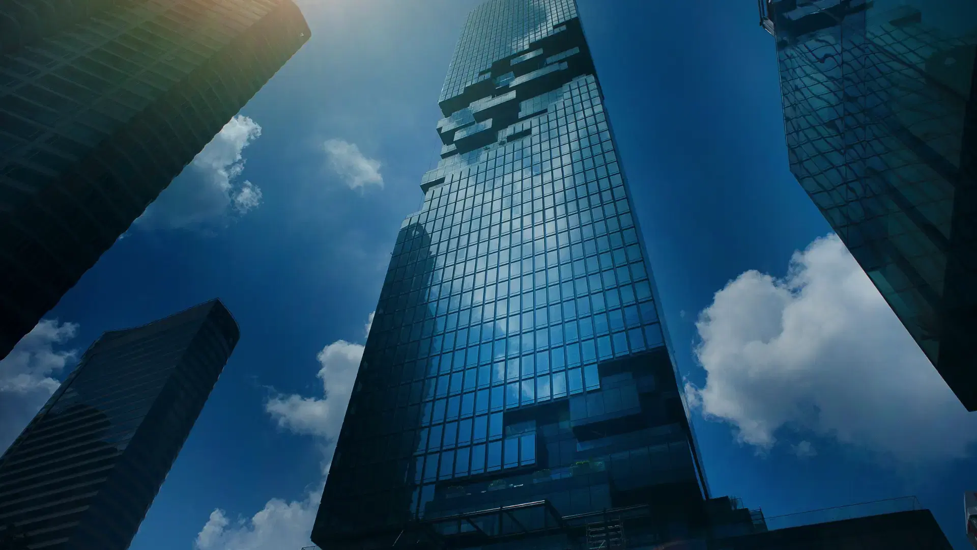 Thailand Adventure: Wildlife, Culture, and Entertainment